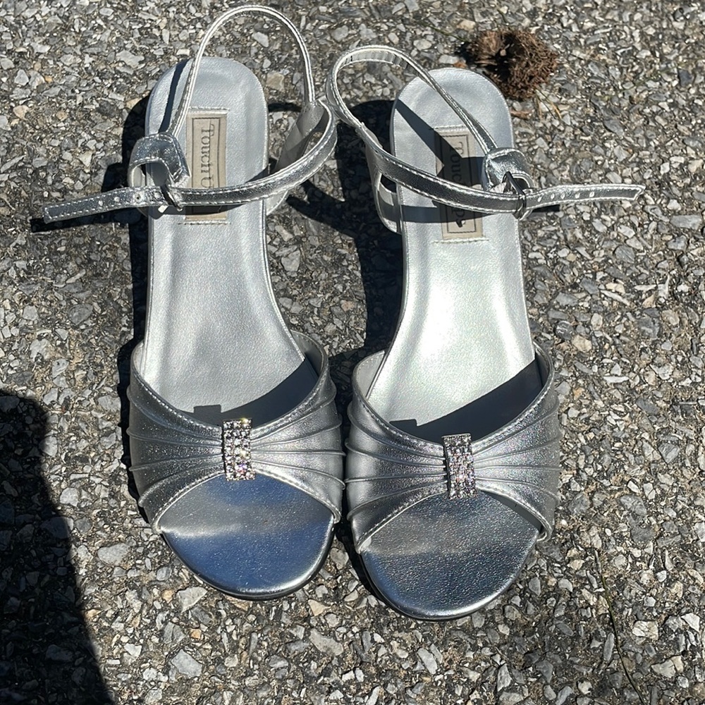 Girls silver heels